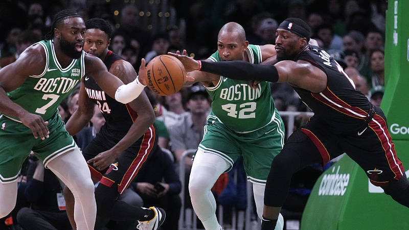 NBA季后赛 | 23记三分球创队史纪录 热火客场“爆冷”浇灭绿军